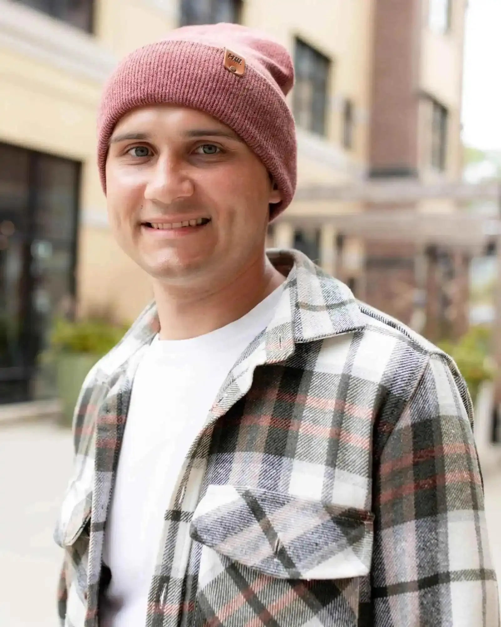 Classic Cuffed Beanie, Rusty Burgundy Haakwear