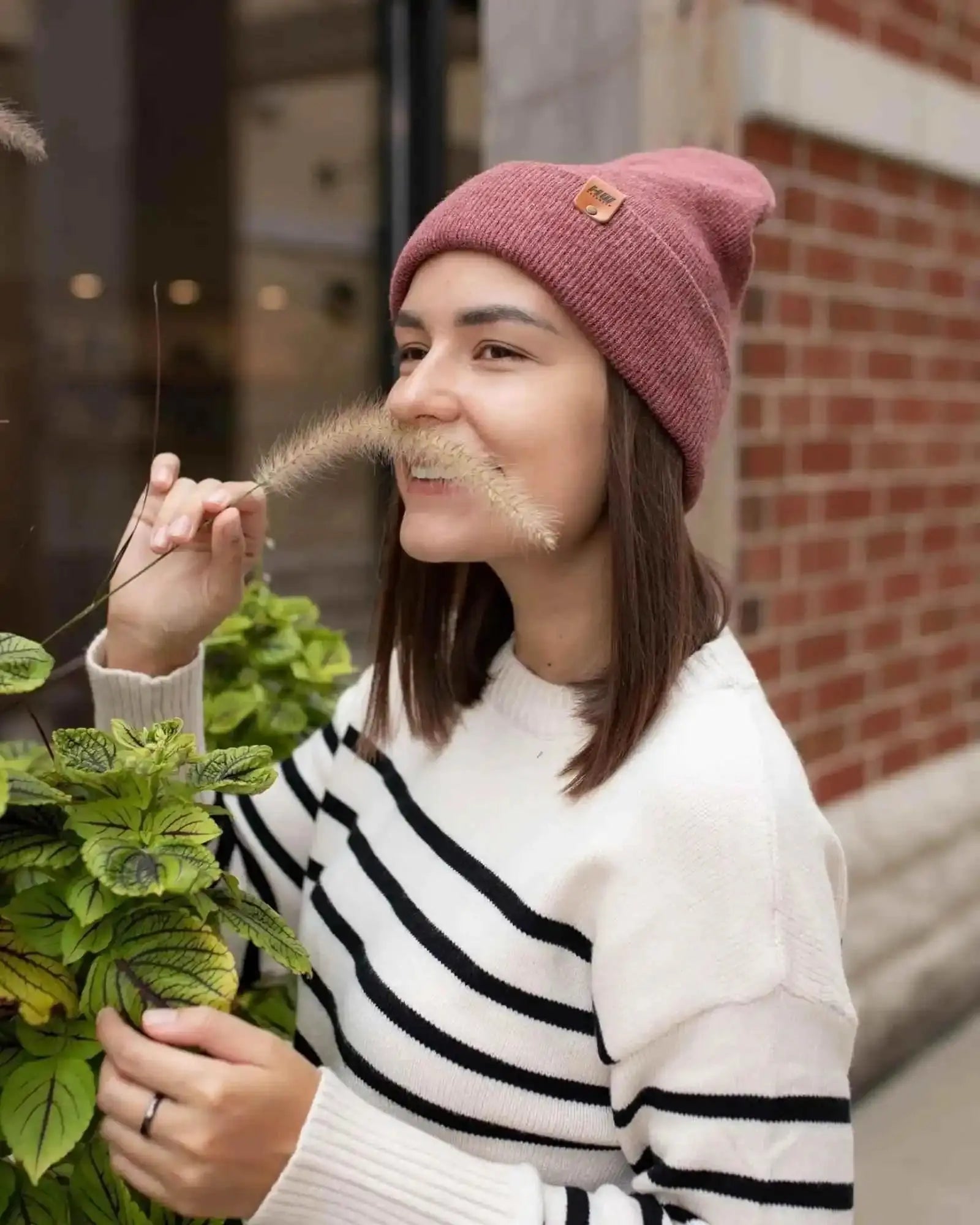 Classic Cuffed Beanie, Rusty Burgundy Haakwear