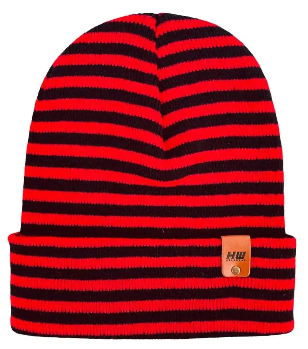 Classic RoRo Cuffed Beanie, Black and Red Haakwear
