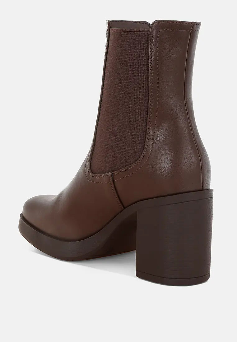 Scuala Faux Leather Chelsea Boots London Rag