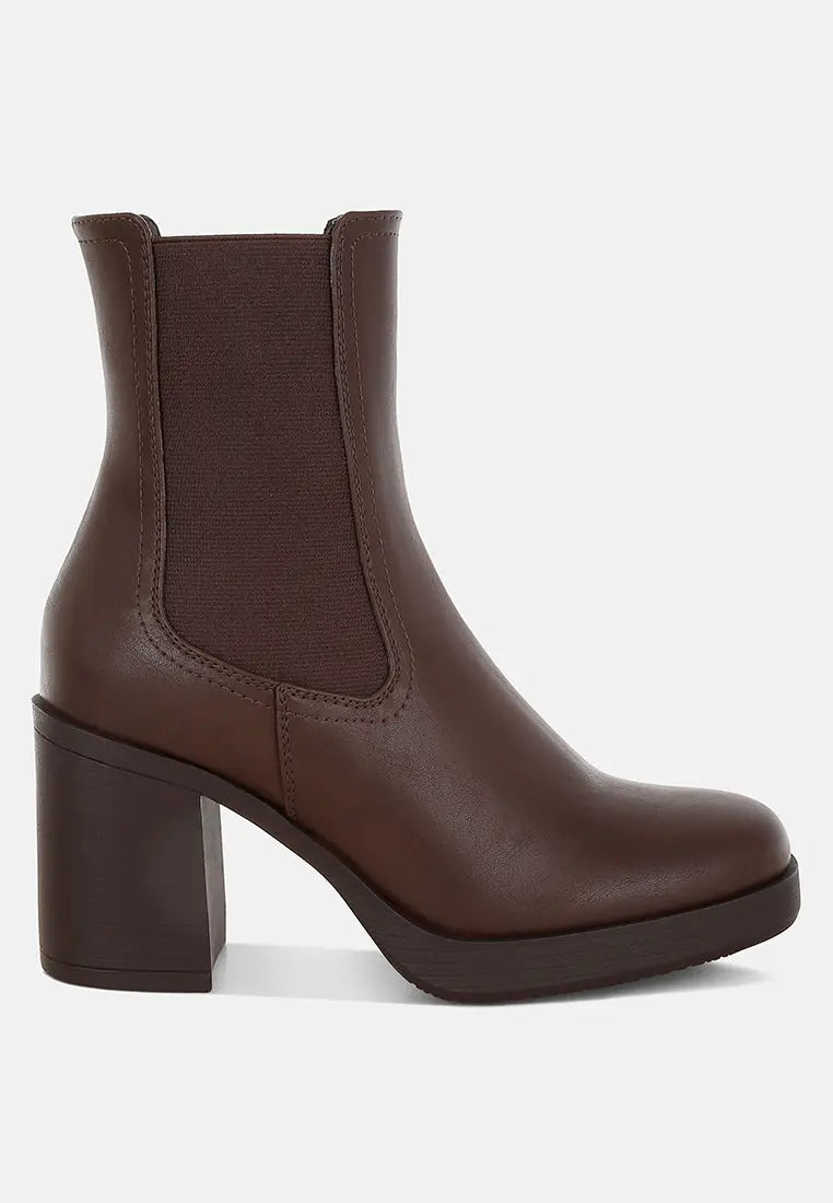 Scuala Faux Leather Chelsea Boots London Rag