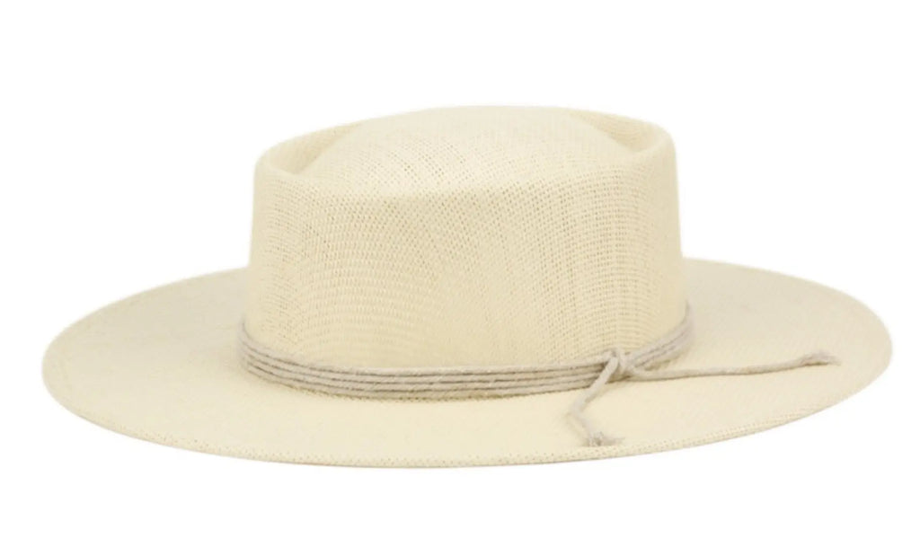 LONDON Scarves & Fedoras
