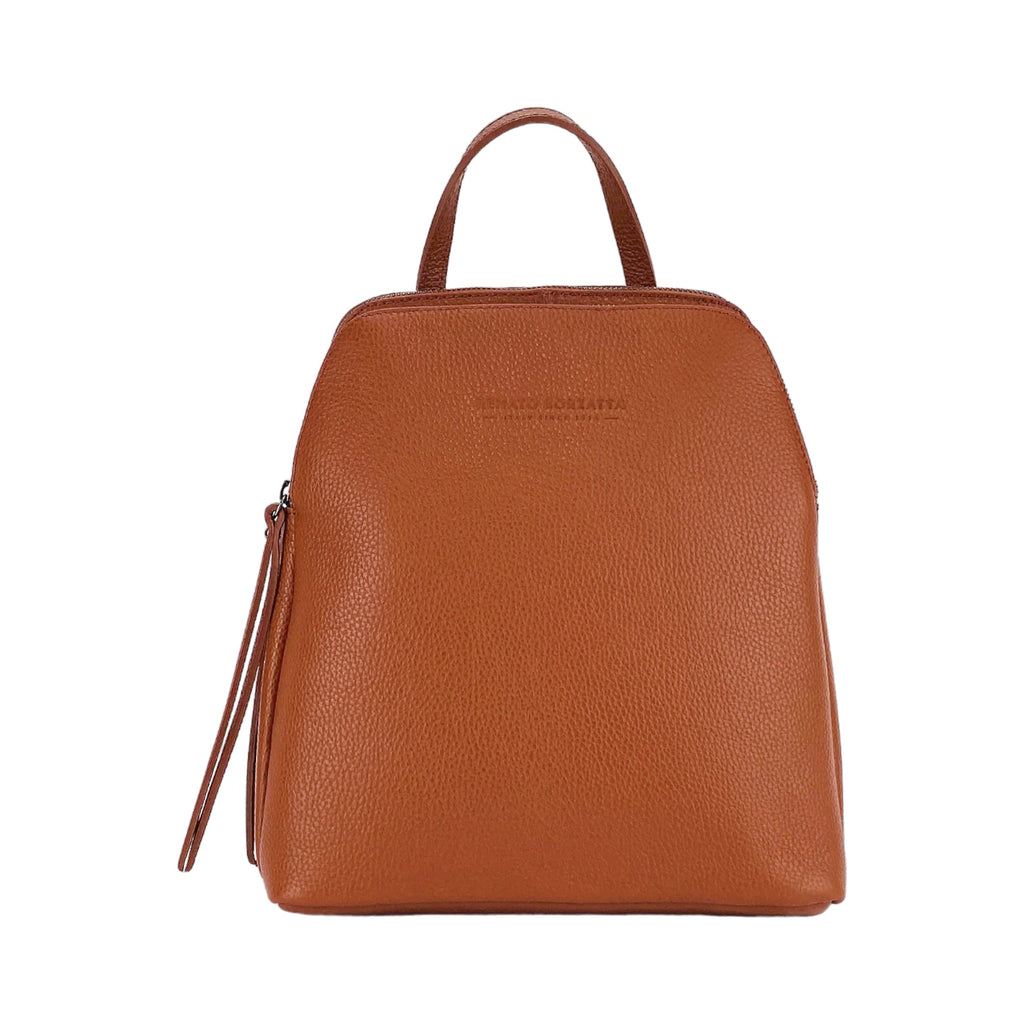 RB1018AM | Women's Double Compartment Backpack in Genuine Leather Made in Italy with adjustable shoulder straps. Gunmetal hardware - Paprika color - Dimensions: 26 x 30 x 14.5 cm.