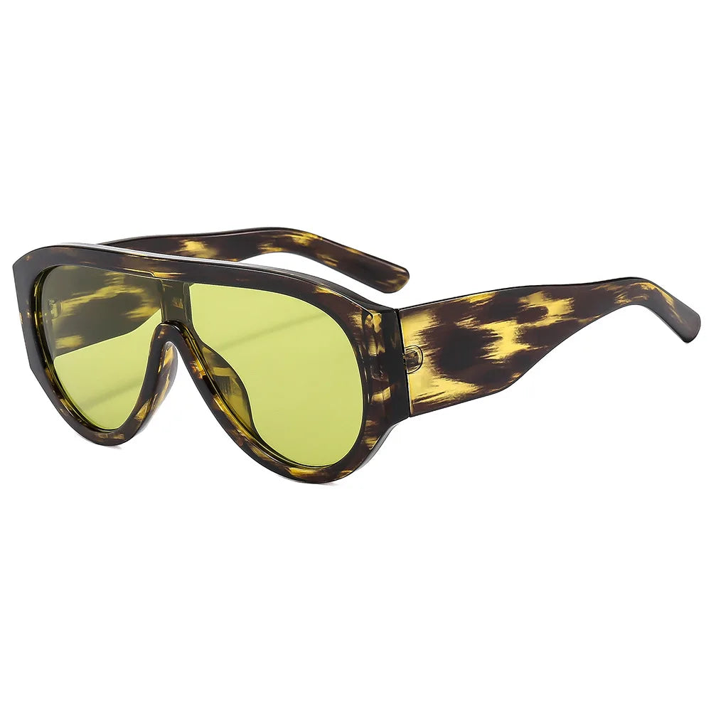 Audacious Gradient Oversized Sunglasses