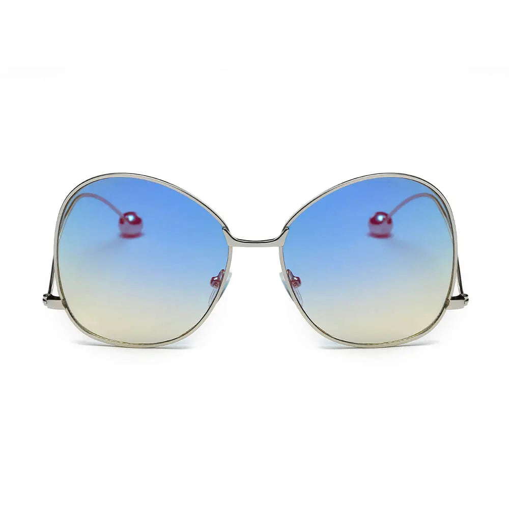 Eugene - Women's Trendy Oversized Pantone Lens Sunglasses Cramilo Eyewear